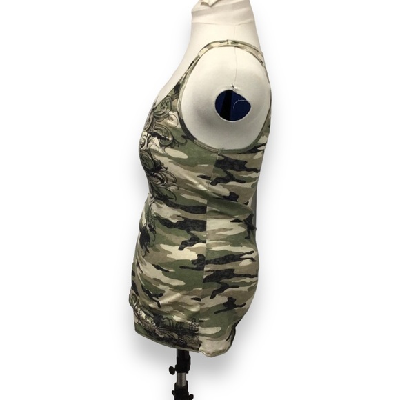 La Mamba Juniors Camo Cross and Crowns with Glitter Graphic Tank - Picture 3 of 15